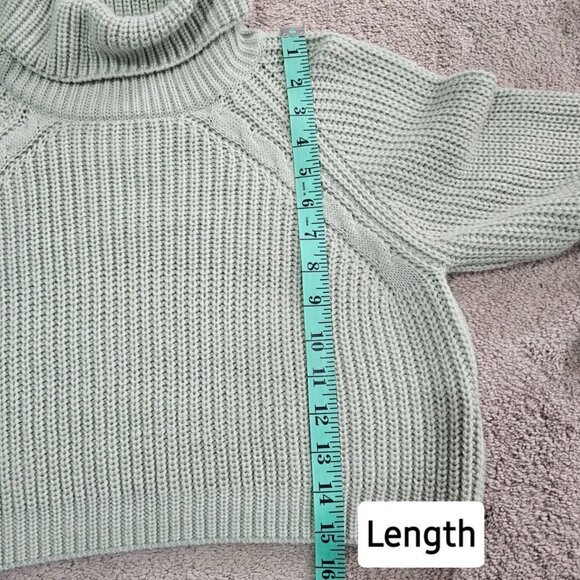 Mint Green Cropped Turtle Neck Sweater, Size Small - Picture 9 of 12